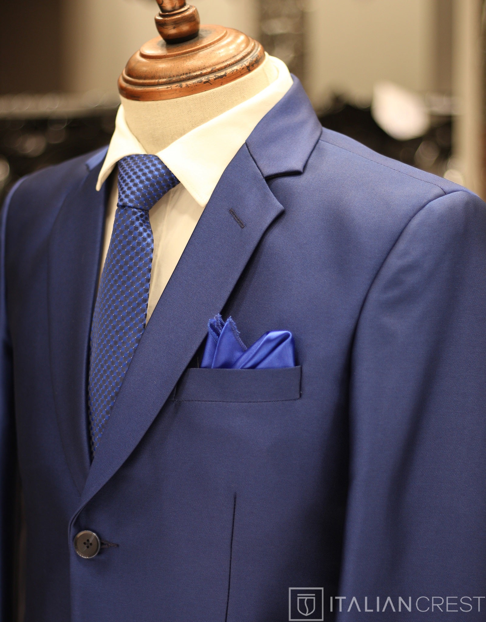 IC10339-S B Suits