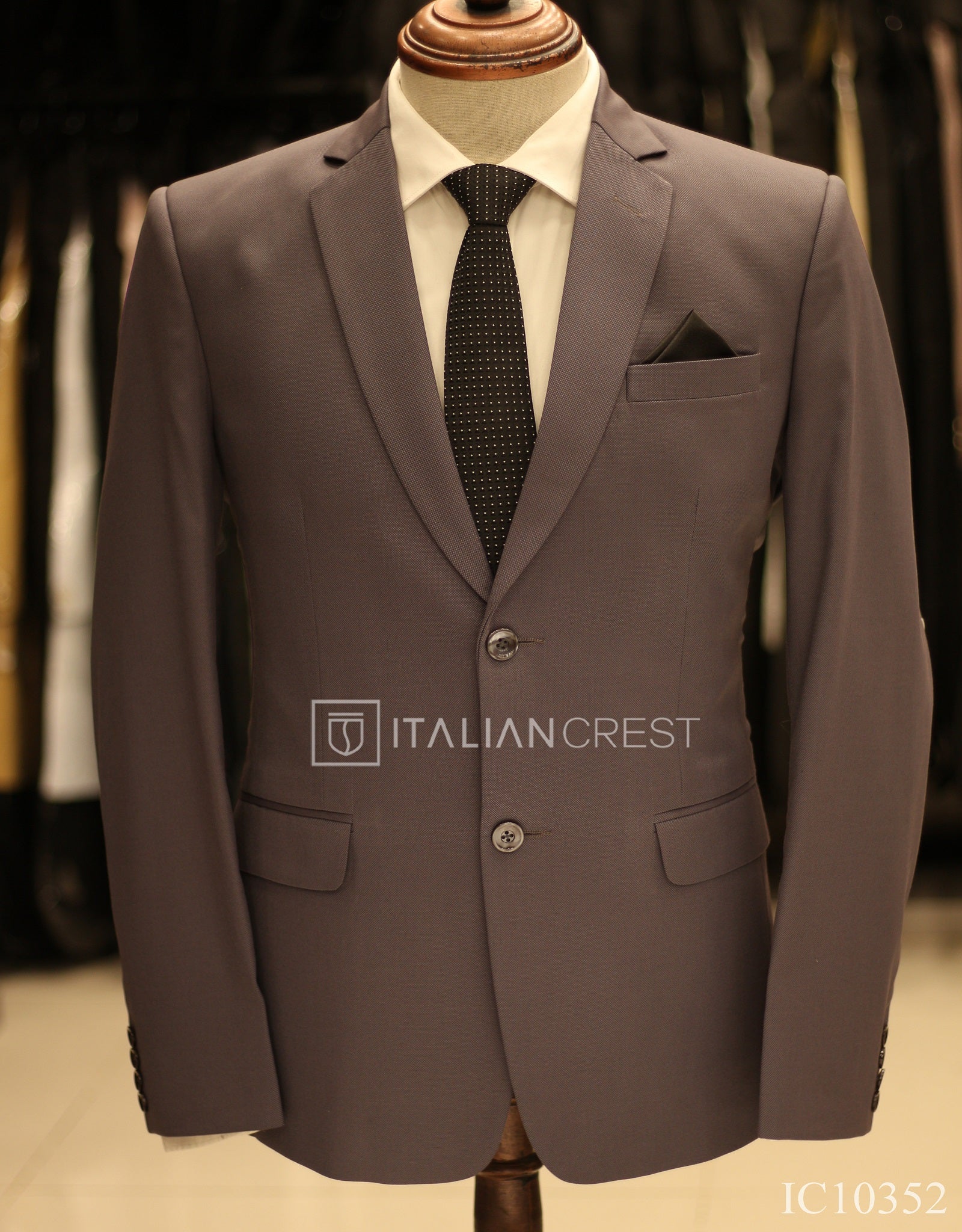 IC10352-S B Suits